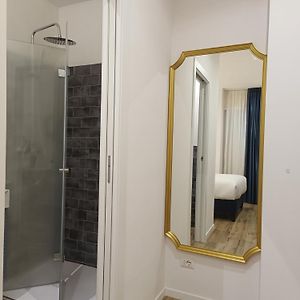 Budget Kamer met een King Size Bed